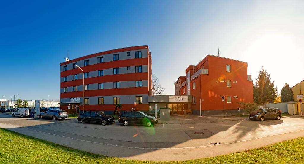 Hotel Arion Airport